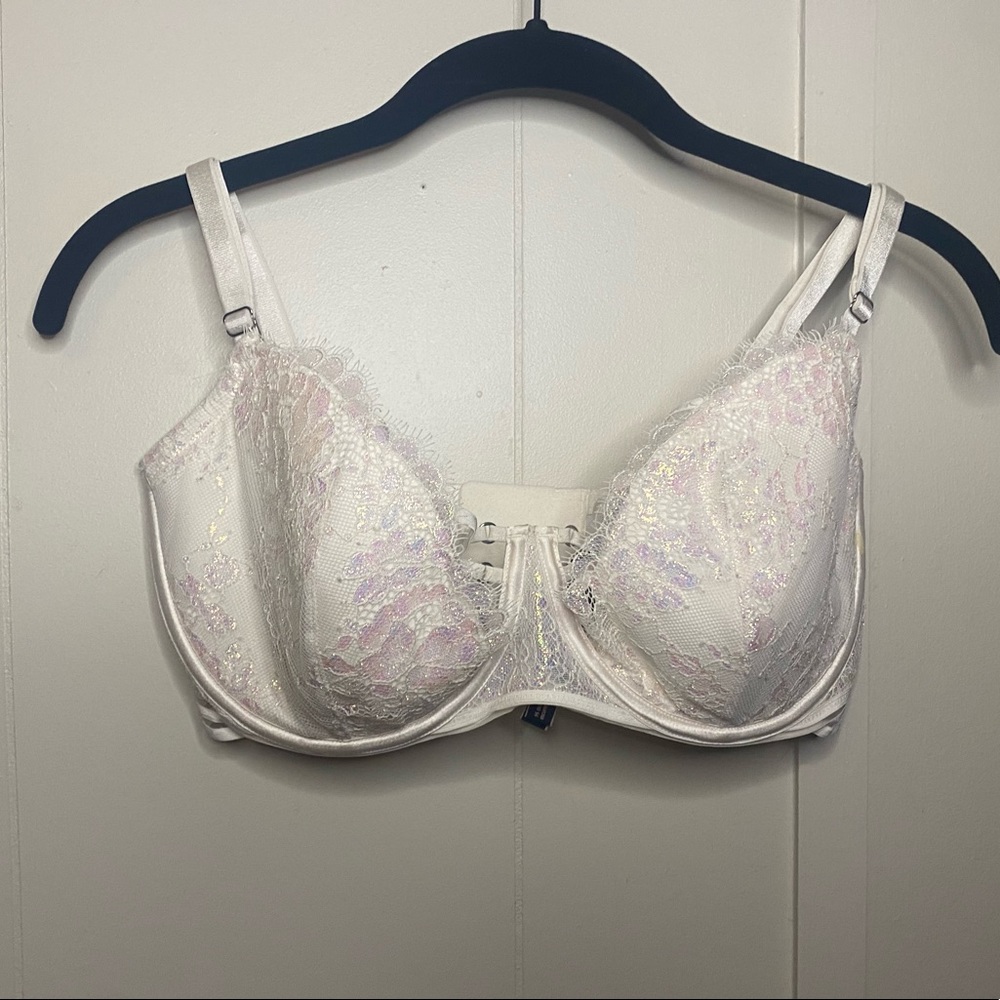 34DDD strapped iridescent bra NWOT